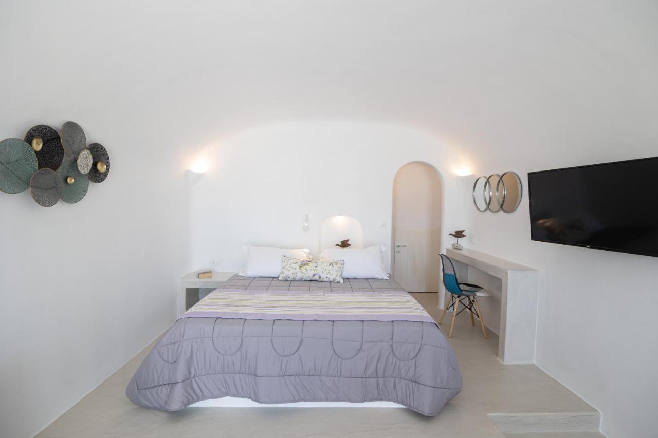 Andreas Hospitality Apartment Fira  Exterior photo